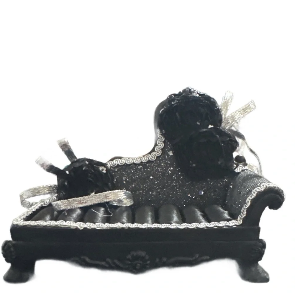Jewelry Display Stand Jewelry Hanger Velvet Fabric. NEW 0156